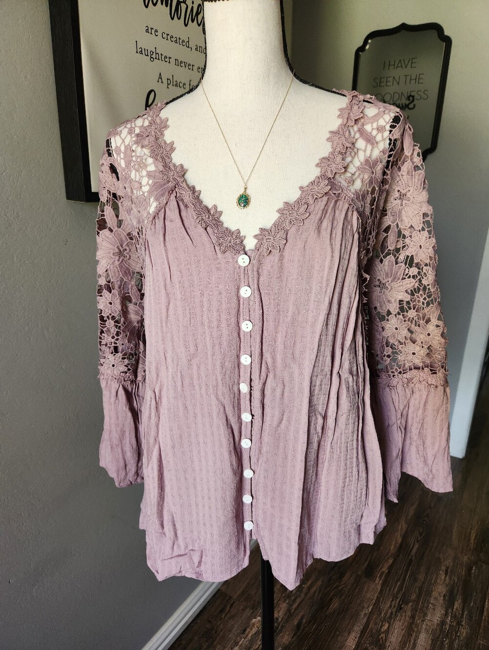 Elegant Lace Trimmed Mauve Top